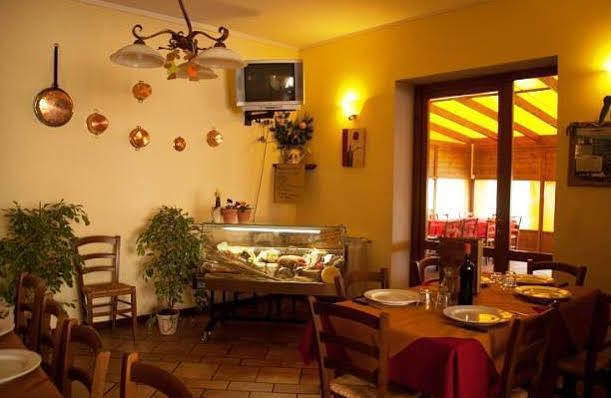 Вілла Agriturismo Le Vigne Montale  Екстер'єр фото